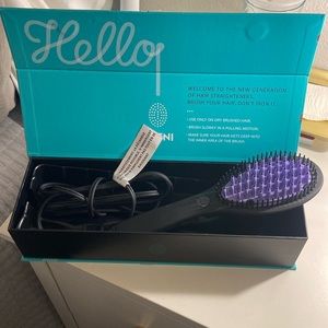 Ceramic brush